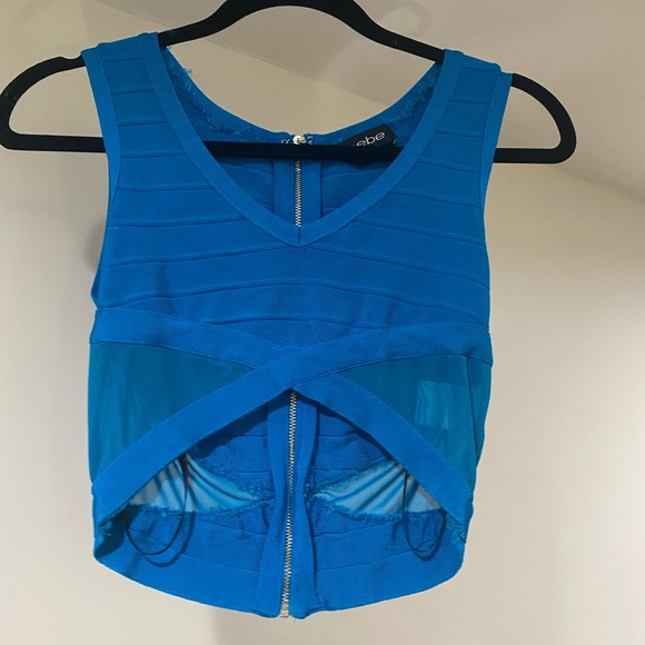 Asymmetrical going out top - Picture 3 of 5